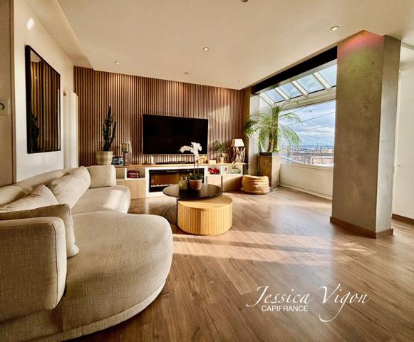 MAISON À VENDRE - 86 m² – VUE REMARQUABLE SUR L’ESTUAIRE – 2 chambres – 2 garages – secteur sainte-Cécile