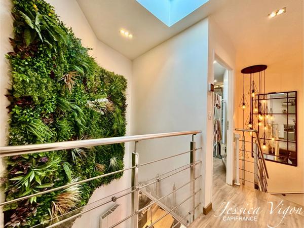 MAISON À VENDRE - 86 m² – VUE REMARQUABLE SUR L’ESTUAIRE – 2 chambres – 2 garages – secteur sainte-Cécile