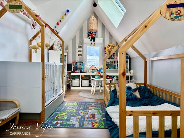 MAISON À VENDRE - 86 m² – VUE REMARQUABLE SUR L’ESTUAIRE – 2 chambres – 2 garages – secteur sainte-Cécile