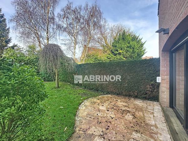 Dans un secteur très recherché. Cette maison de 80 m² 3 chambres jardin garage MARCQ EN BAROEUL