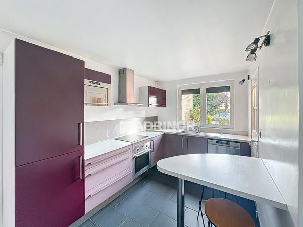 Dans un secteur très recherché. Cette maison de 80 m² 3 chambres jardin garage MARCQ EN BAROEUL