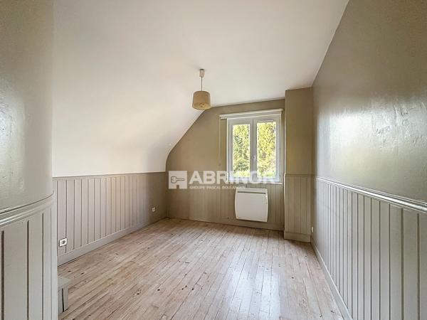 Dans un secteur très recherché. Cette maison de 80 m² 3 chambres jardin garage MARCQ EN BAROEUL