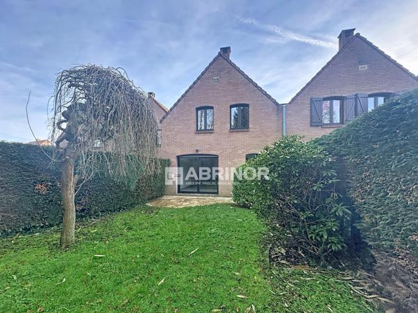Dans un secteur très recherché. Cette maison de 80 m² 3 chambres jardin garage MARCQ EN BAROEUL