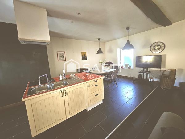 Ancienne bergerie divisée et entièrement rénovée