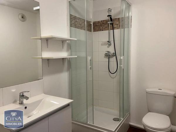 Appartement à louer 2 pièces 39.98m² Saint-Brieuc (22000)