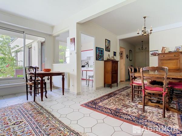 APPARTEMENT DANS RESIDENCE SECURISEE AVEC ASCENSCEUR 3 CHAMBRES, JARDIN SUD, STATIONNEMENT VILLENEUVE D ASCQ