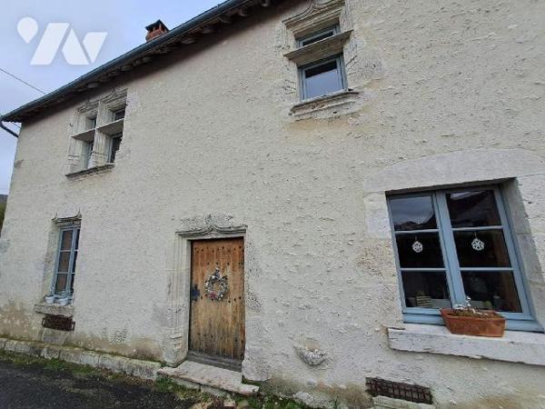 Tavers, Maison restaurée, Loiret (45)

Du charme à tous les étages: Maison de bourg Renaissance...