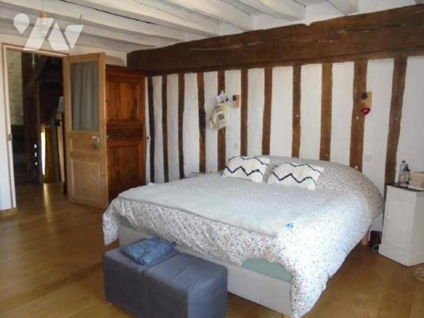 Tavers, Maison restaurée, Loiret (45)

Du charme à tous les étages: Maison de bourg Renaissance...