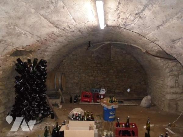 Tavers, Maison restaurée, Loiret (45)

Du charme à tous les étages: Maison de bourg Renaissance...