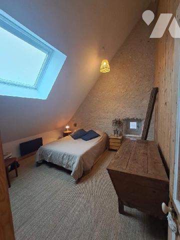 Tavers, Maison restaurée, Loiret (45)

Du charme à tous les étages: Maison de bourg Renaissance...