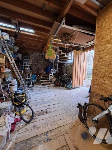 Tavers, Maison restaurée, Loiret (45)

Du charme à tous les étages: Maison de bourg Renaissance...