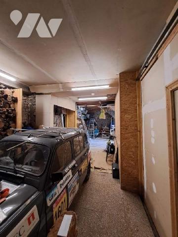 Tavers, Maison restaurée, Loiret (45)

Du charme à tous les étages: Maison de bourg Renaissance...