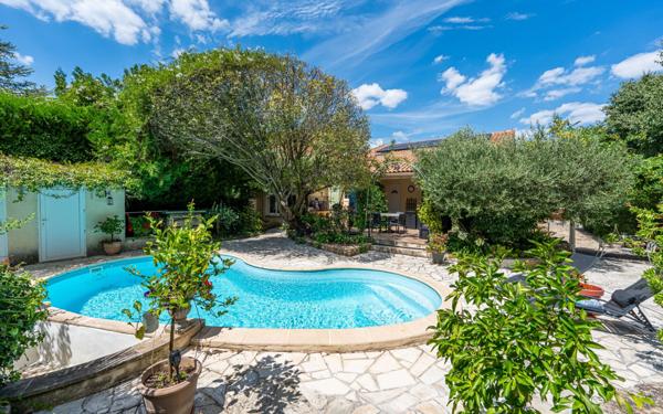 Maison à vendre    4 pièces •  Aigues-Vives