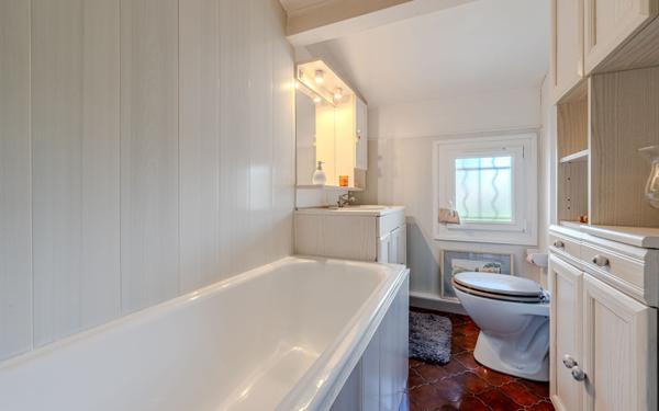 Maison à vendre    4 pièces •  Aigues-Vives