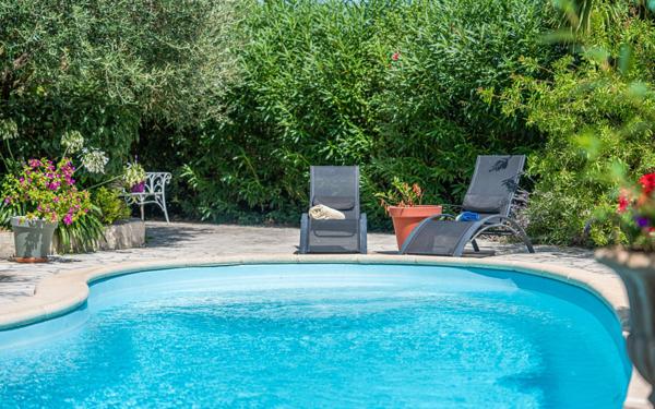 Maison à vendre    4 pièces •  Aigues-Vives