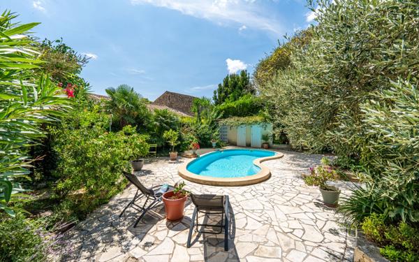 Maison à vendre    4 pièces •  Aigues-Vives