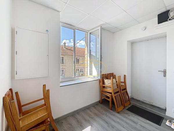 Bel appartement rénové à LÉROUVILLE ! Lérouville Bel appartement rénové à LÉROUVILLE ! Lérouville