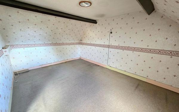 Maison à vendre    3 pièces •  Saint-Quentin