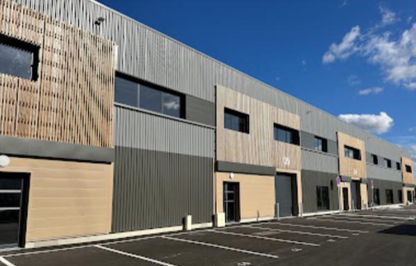 A VENDRE, 3 Cellules d'activité NEUVES de 352 m² environ au SUD de NANTES