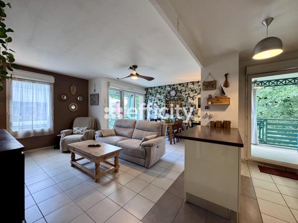 Appartement
         3 pièces
        - 63 m² Exclusivité