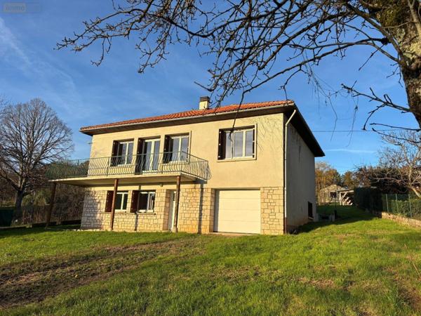 Maison à vendre à Lacapelle-Marival dans le Lot (46120), ref : 46030/MAIS/506