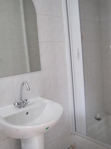 A LOUER APPARTEMENT PROCHE GARE ET CENTRE VILLE DE ST QUENTIN 02100