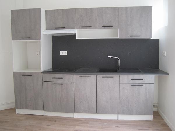 A LOUER APPARTEMENT PROCHE GARE ET CENTRE VILLE DE ST QUENTIN 02100