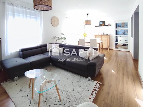 A Peltre maison de 135 m2 au cœur du village, 3 chambres, jardin, entièrement rénovée, atypique et charme