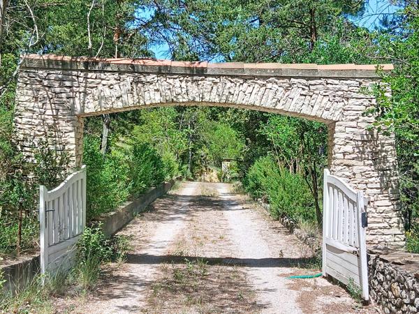 Villa 6 pièces – 136 m² – Esparron-de-Verdon