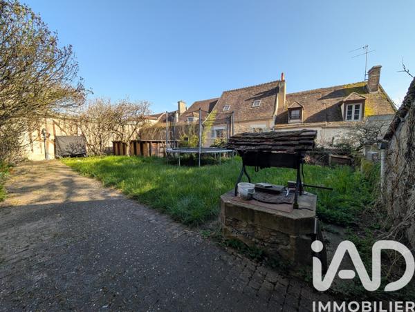 Maison à vendre 8 pièces 222 m² Auxerre