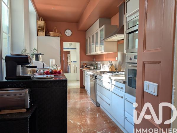Maison à vendre 8 pièces 222 m² Auxerre