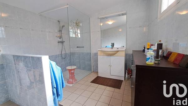 Maison 5 pièces de 123 m² à La Roche-Jaudy (22450)