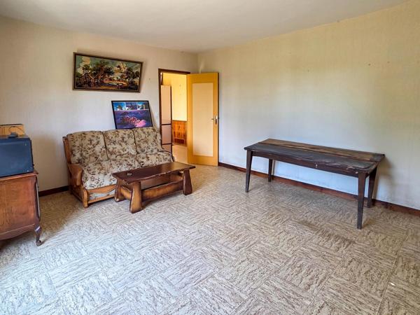 Ensemble de 2 bâtis sur plus d'1.5 hectare !