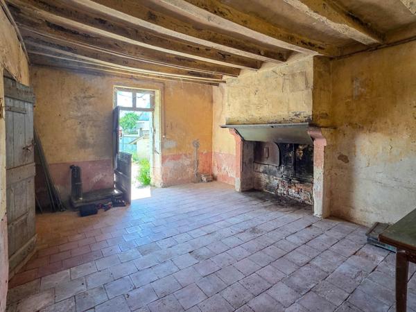 Ensemble de 2 bâtis sur plus d'1.5 hectare !