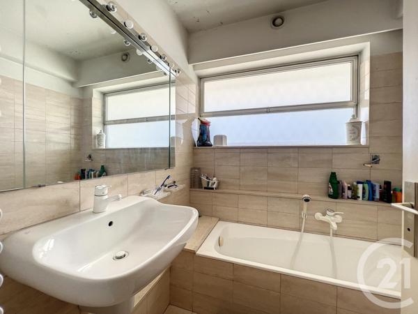 appartement à vendre  4 pièces - 109,86 m2 VILLENEUVE LOUBET - 06