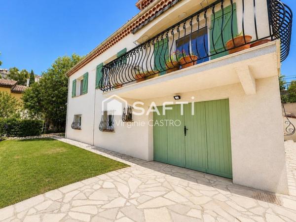 MAISON AUTHENTIQUE 4 PIECES avec GRAND GARAGE /POTENTIEL & VUE DEGAGEE