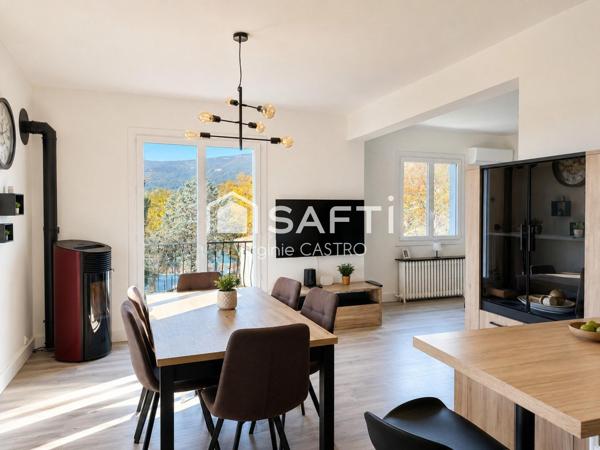 MAISON AUTHENTIQUE 4 PIECES avec GRAND GARAGE /POTENTIEL & VUE DEGAGEE