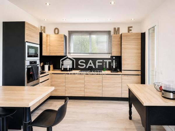 MAISON AUTHENTIQUE 4 PIECES avec GRAND GARAGE /POTENTIEL & VUE DEGAGEE