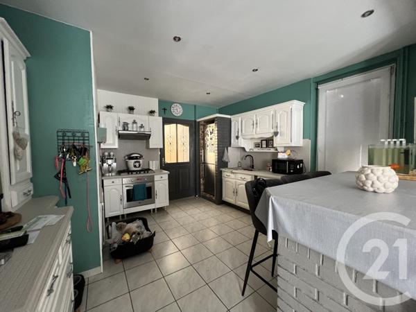 Maison à vendre  4 pièces - 122 m2 ST QUENTIN - 02