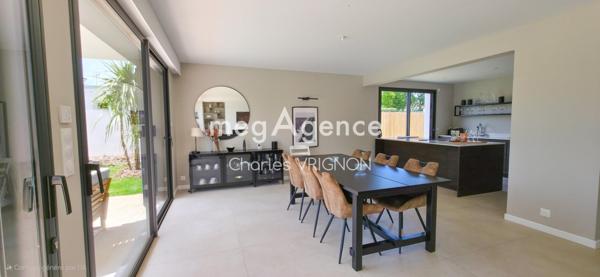 Maison à Les Sables-d'Olonne, 85100 - 6 pièces 160m²