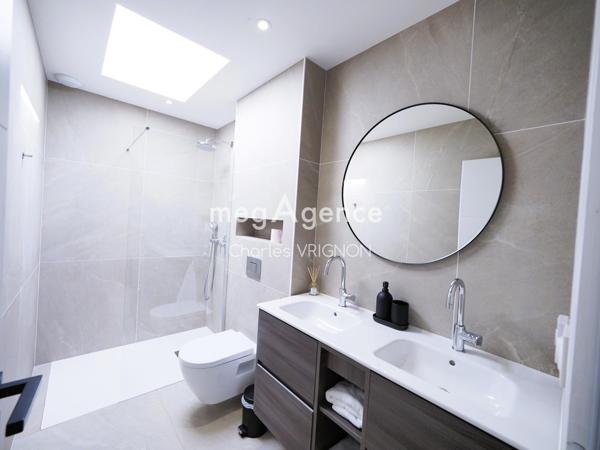 Maison à Les Sables-d'Olonne, 85100 - 6 pièces 160m²