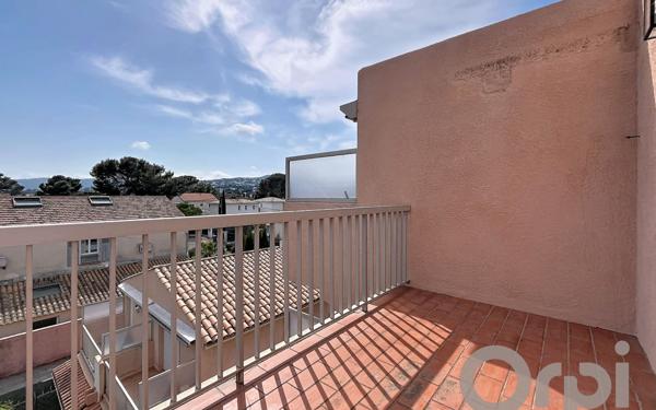 Appartement à vendre    1 pièce • 19,27 m2 Fréjus