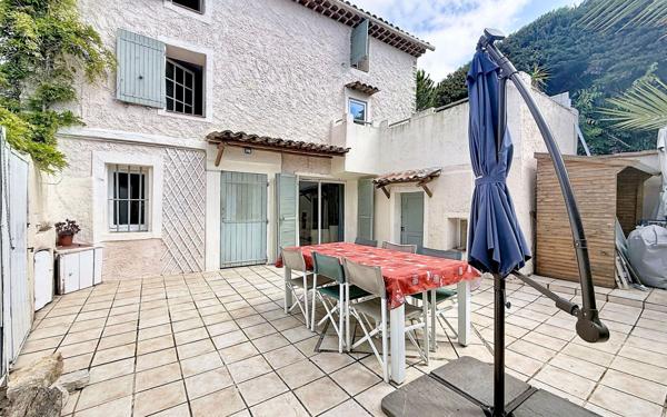 Maison à vendre    4 pièces • 120 m2 Grasse