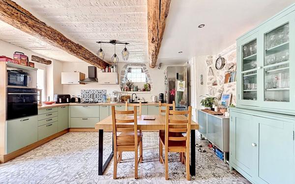 Maison à vendre    4 pièces • 120 m2 Grasse