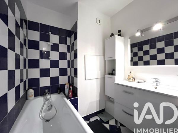 Appartement à vendre 4 pièces 77 m² Le Plessis-Robinson