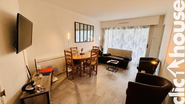 A LOUER F2 - RESIDENCE FRONT DE MER