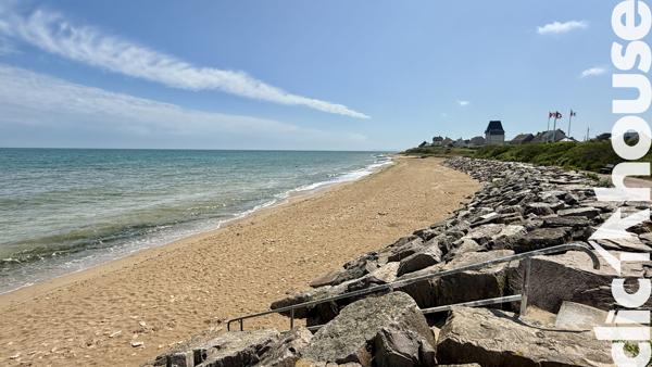 A LOUER F2 - RESIDENCE FRONT DE MER