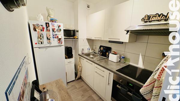 A LOUER F2 - RESIDENCE FRONT DE MER