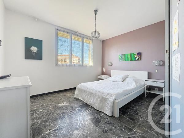 Appartement T3 à vendre  3 pièces - 53,92 m2 FREJUS - 83