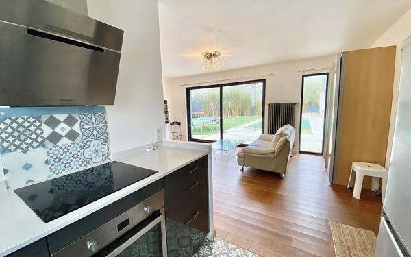 Maison à vendre    5 pièces • 287 m2 Brunoy